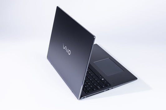 FS 16" Touch | Windows 11 Home | Intel® Core™ Ultra 7 | Aluminum