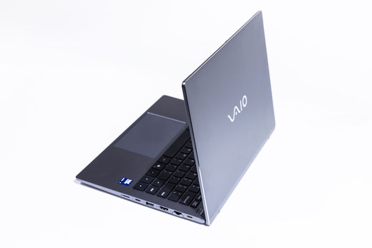 FS 14" Touch | Windows 11 Home | Intel® Core™ Ultra 7 | Aluminum