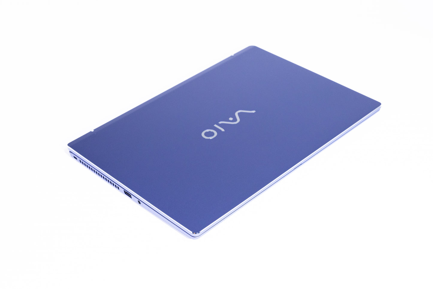 VAIO FS 14" with Intel Core i3 8GB RAM 512GB SSD